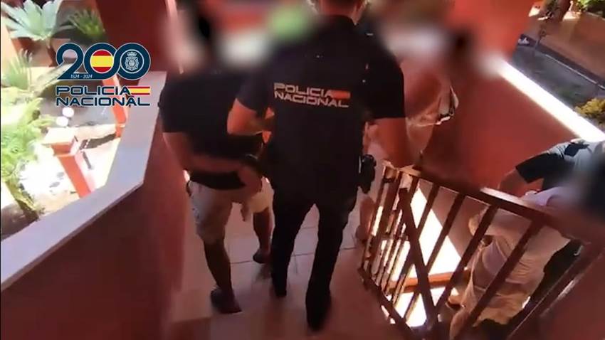 Con 16 años y a bordo de un patinete: detienen a un menor sueco que viajó a Málaga para cometer un asesinato