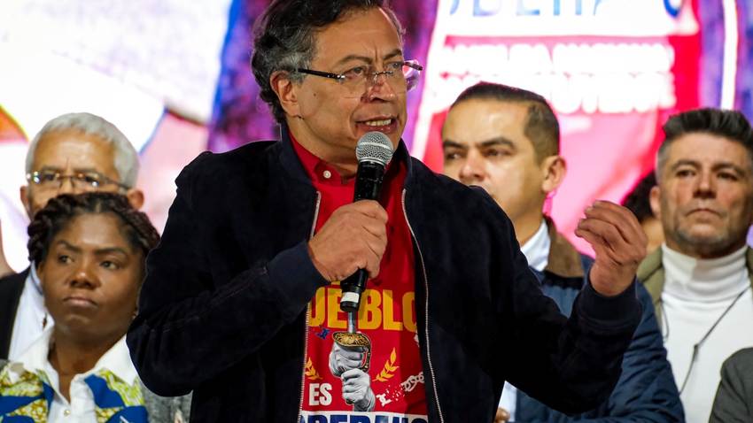 Petro: “Estados Unidos ha decidido escoger como su aliado en Colombia a la mafia”
