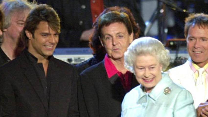 La cercana relación de Ricky Martin con la Familia Real británica