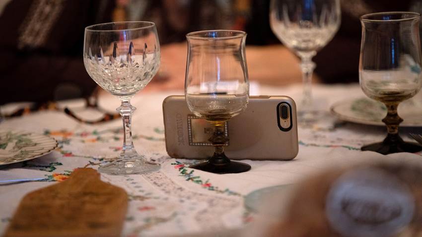 Regalo de Navidad: Zoom remueve límites a duración de reuniones durante fiestas