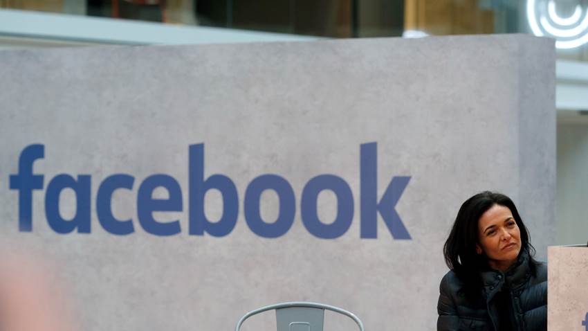 Facebook no planea levantar prohibición de Trump