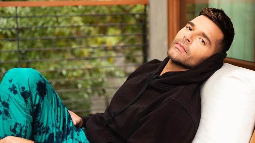 Ricky Martin regresa a Puerto Rico para pasar tiempo con su padre enfermo