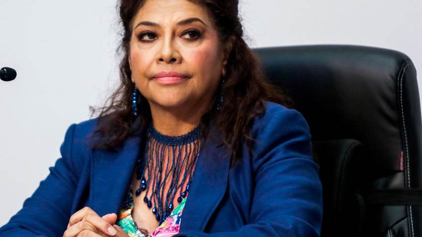 Brugada propone un plan para el transporte de sustancias peligrosas en Ciudad de México: más multas, menos velocidad