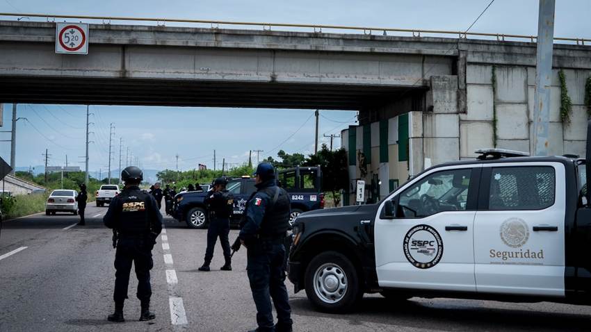 Al menos 13 muertos en un enfrentamiento entre autoridades y un grupo criminal en Sinaloa