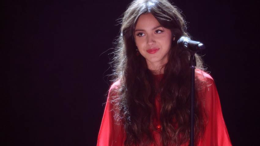 Olivia Rodrigo deja a todos boquiabiertos con su participación en Saturday Night Live