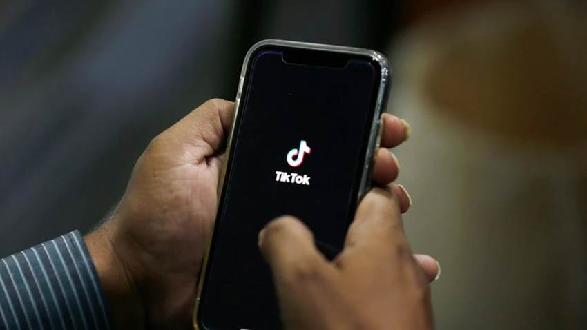 TikTok intenta proteger mejor a sus usuarios adolescentes