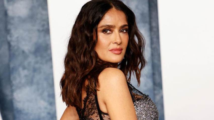 ¡Arriba los jarochos! Salma Hayek, emocionada con un chef mexicano en sus vacaciones
