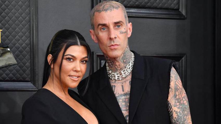 ¡Kourtney Kardashian y Travis Barker se casaron en Las Vegas!
