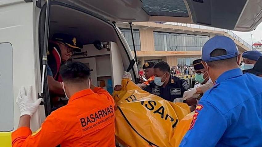Naufragio en Indonesia: rescatan el cuerpo sin vida de una niña española desaparecida