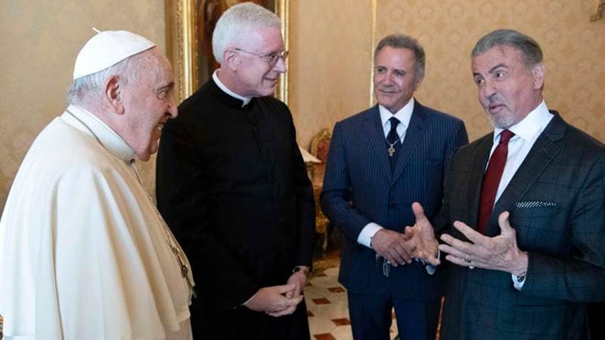 Así fue el encuentro de Sylvester Stallone y su familia con el Papa Francisco