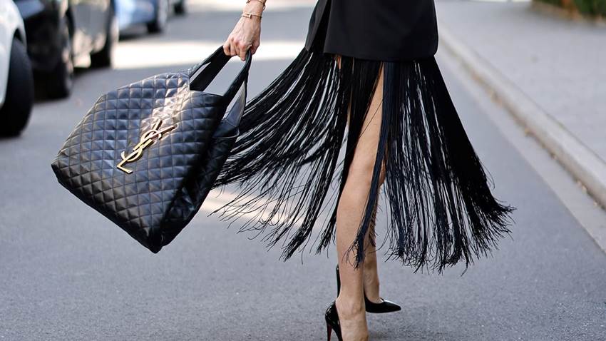 ‘The Big Bag Theory’ o por qué llevamos bolsos grandes cuando la economía es pequeña