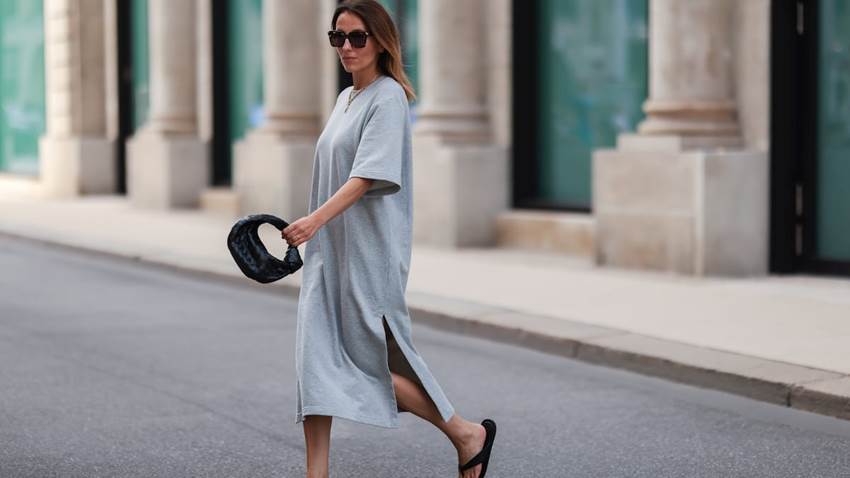 La etiqueta de las chanclas no es tan obvia: guía para saber cuándo y cómo está bien llevarlas