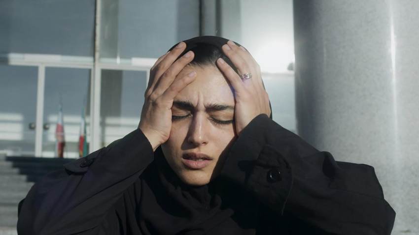 ‘Leer ‘Lolita’ en Teherán’: Qué riesgo ser mujeres insumisas en Irán